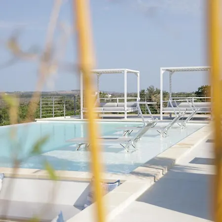 Villa Con Piscina E Vista Mare Immersa Nella Natura *